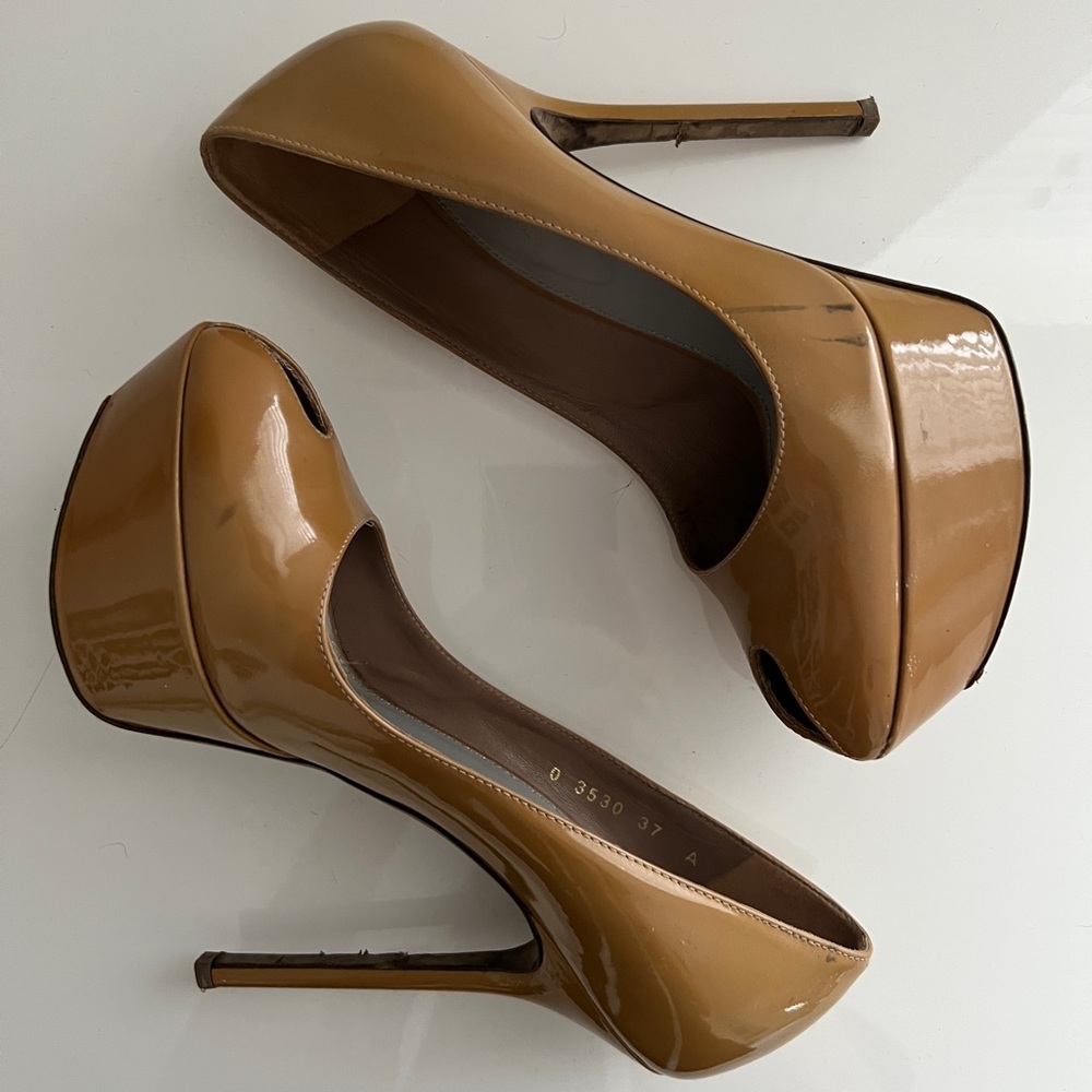 SERGIO ROSSI TAN HEELS - Picture 5 of 7